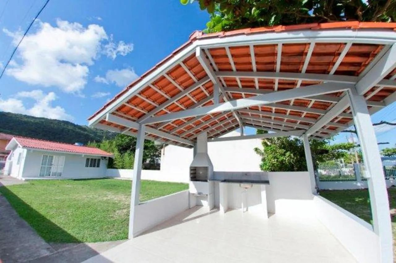 Bruno Klemtz Beachfront Villa: Seaside Oasis with Private Lawn Bombinhas 0*,